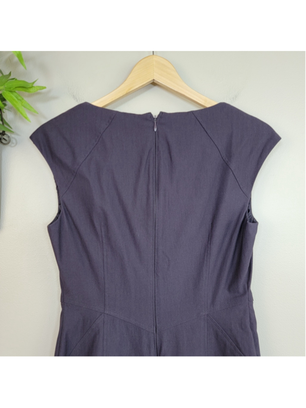 Adrianna Papell 8P Draped Cowl Neck Sheath Dress Purple Sleeveless Midi Stretchy - Picture 8 of 10